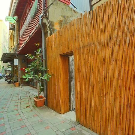 台南赤崁月樓tainan Moon House Inn Esterno foto